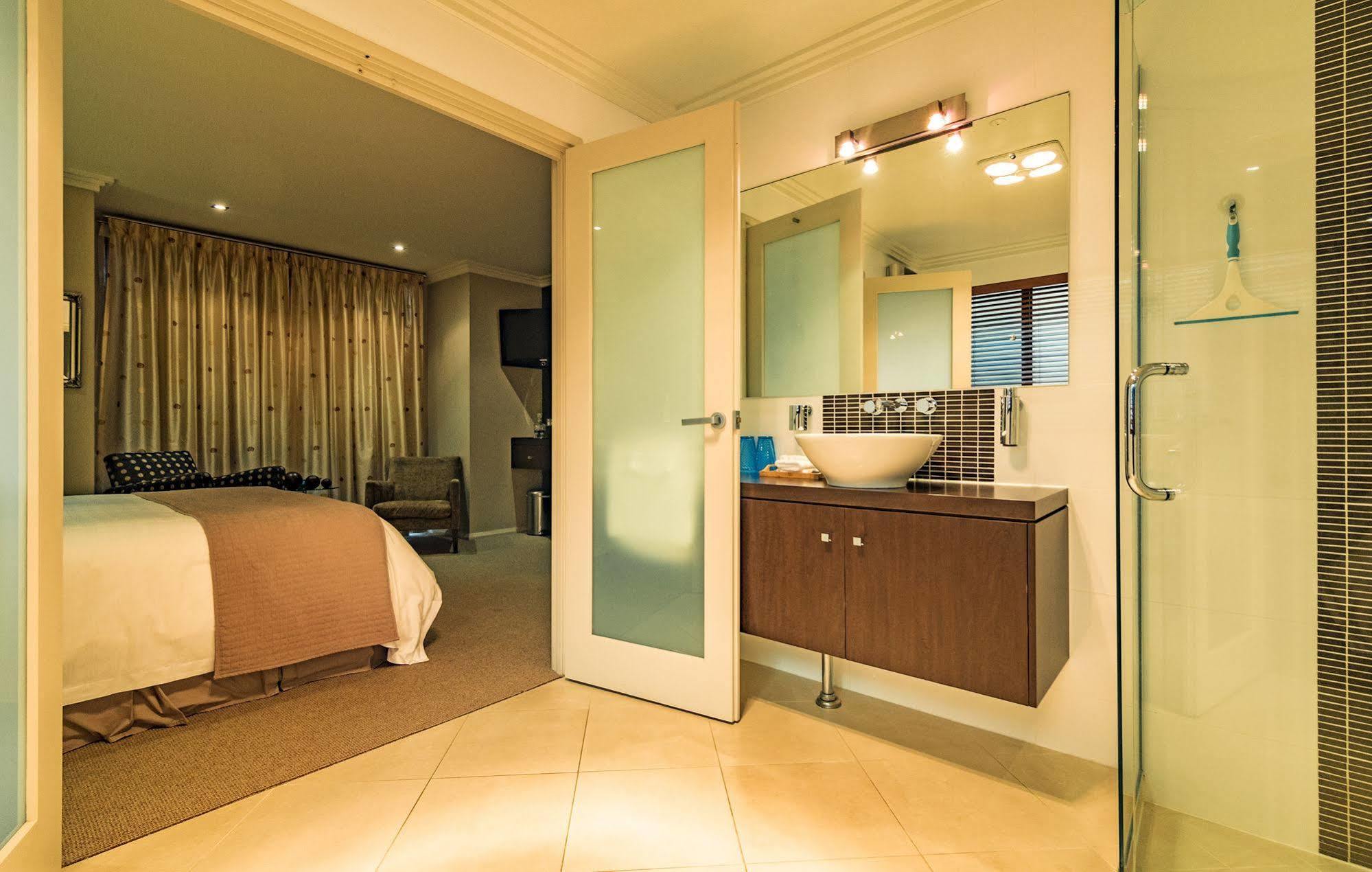 The House At Bayside Hotel